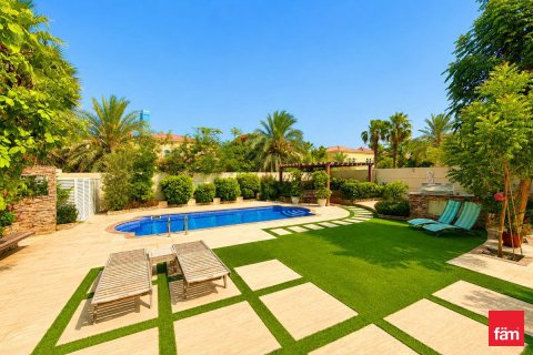 Villa en Jumeirah Park, Dubai, 4 dormitorios, 741.1 m², № 114334 - foto 18