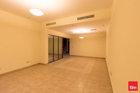Townhouse in Dubai 4 bedrooms, 385.5 sq.m. № 114325 - photo 14
