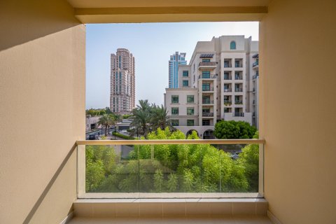Apartment in Greens, Dubai 1 bedroom, 68.7 sq.m. № 138896 - photo 12