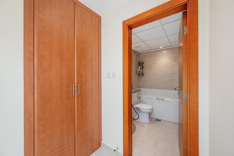 Apartment in Greens, Dubai 1 bedroom, 68.7 sq.m. № 138896 - photo 7