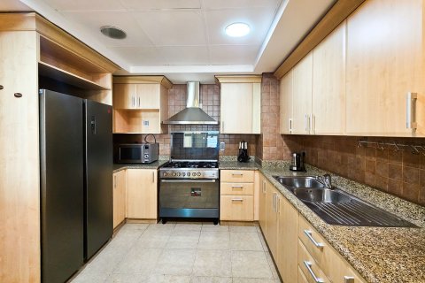 Apartment in Palm Jumeirah, Dubai 2 bedrooms, 185.22 sq.m. № 138895 - photo 7
