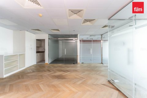 Office in Business Bay, Dubai 91.8 sq.m. № 111822 - photo 10