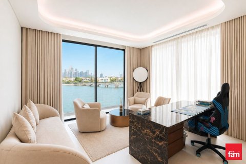 Villa à Jumeirah Islands, Dubai, 5 chambres, 1078 m², № 111821 - photo 2