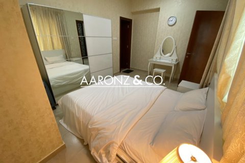 Apartamento en Jumeirah Lake Towers, Dubai, 1 dormitorio, 89 m², № 85379 - foto 7