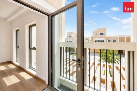 Townhouse in Dubai 4 bedrooms, 144 sq.m. № 124221 - photo 7