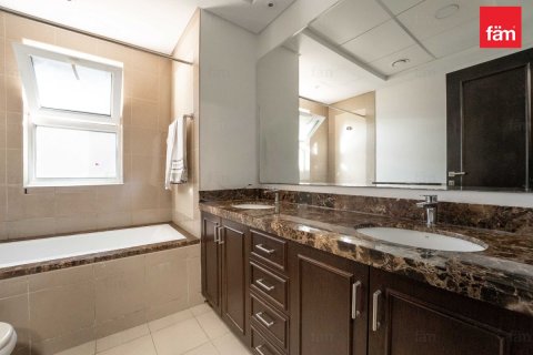 Townhouse in Dubai 3 bedrooms, 254.1 sq.m. № 84791 - photo 19