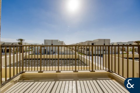 Снять в аренду таунхаус в Town Square, Дубай: 3 спальни, 188м², № 76649 - фото 7