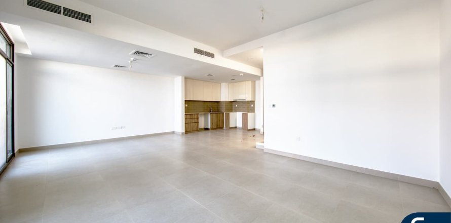 Таунхаус в Town Square, Дубай, 3 спальни, 188м², № 76649