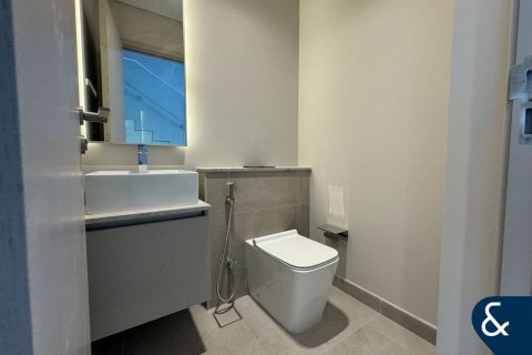 Снять в аренду таунхаус в Meydan, Дубай: 3 спальни, 137м², № 76639 - фото 9