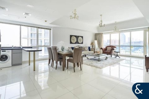 Apartment in Business Bay, Dubai 2 bedrooms, 136 sq.m. № 76648 - photo 9