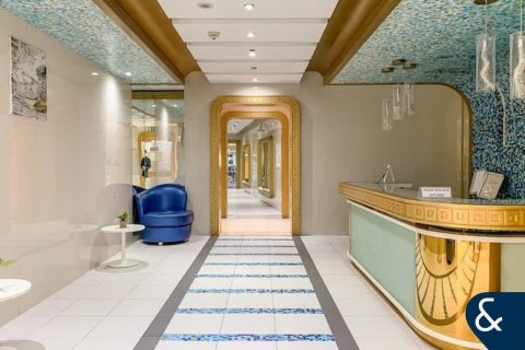 Apartment in Business Bay, Dubai 2 bedrooms, 136 sq.m. № 76648 - photo 5