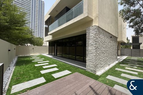 Villa à DAMAC Hills (Akoya by DAMAC), Dubai, 5 chambres, 478 m², № 76640 - photo 1