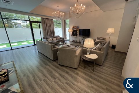 Villa à DAMAC Hills (Akoya by DAMAC), Dubai, 5 chambres, 478 m², № 76640 - photo 2