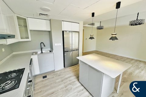 Купить виллу в The Springs, Дубай: 2 спальни, 157м², № 75835 - фото 4