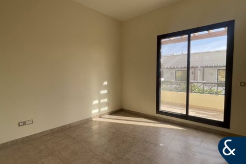 Villa in Mudon, Dubai 4 bedrooms, 354 sq.m. № 75826 - photo 26