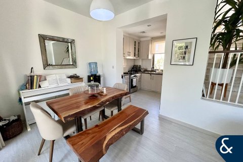 Купить виллу в Mira Oasis, Рим, Дубай: 3 спальни, 236м², № 75836 - фото 5