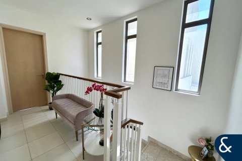 Купить виллу в Mira Oasis, Рим, Дубай: 3 спальни, 236м², № 75836 - фото 9