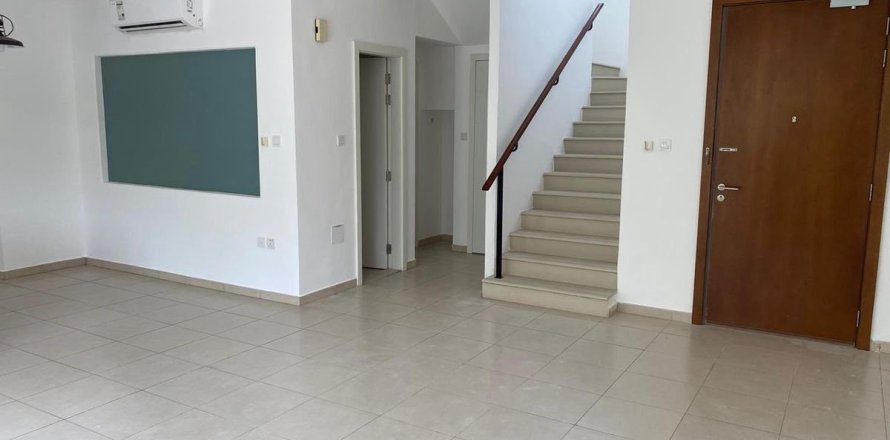 Villa in Town Square, Dubai 3 bedrooms, 220.3 sq.m. № 119264
