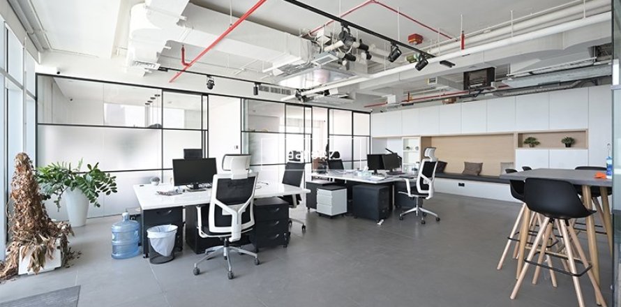 Office in Jumeirah Lake Towers, Dubai 134 sq.m. № 14027