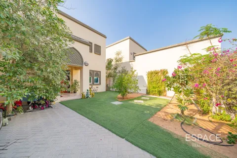 Villa en Regional, Jumeirah Park, Dubai, 3 dormitorios, 337 m², № 71185 - foto 19