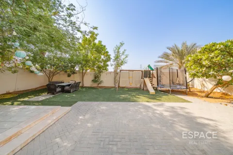 Villa en Regional, Jumeirah Park, Dubai, 3 dormitorios, 337 m², № 71185 - foto 16