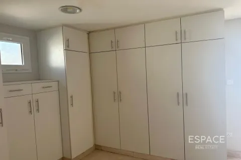 Снять в аренду виллу в Meadows 1, Meadows, Дубай: 6 спален, 457м², № 71184 - фото 17