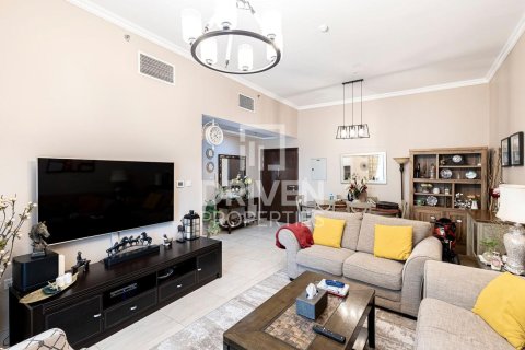 Apartment in Al Furjan, Dubai 2 bedrooms, 134 sq.m. № 86451