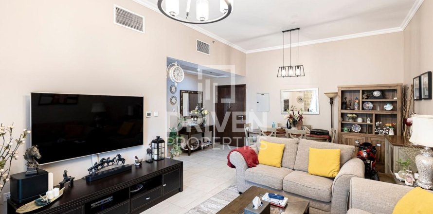 Apartment in Al Furjan, Dubai 2 bedrooms, 134 sq.m. № 86451