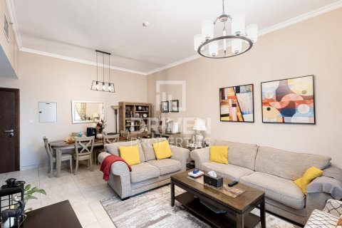 Apartment in Al Furjan, Dubai 2 bedrooms, 134 sq.m. № 86451 - photo 12