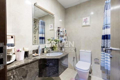 Apartment in Al Furjan, Dubai 2 bedrooms, 134 sq.m. № 86451 - photo 7