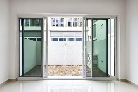 Купить таунхаус в DAMAC Hills (Akoya by DAMAC), Дубай: 3 спальни, 179м², № 86460 - фото 14