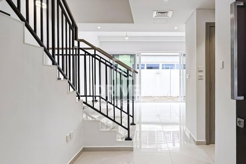 Купить таунхаус в DAMAC Hills (Akoya by DAMAC), Дубай: 3 спальни, 179м², № 86460 - фото 13