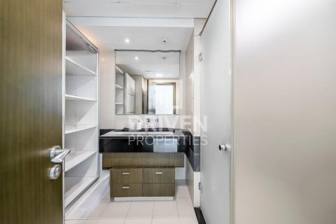 Apartamento en The Lofts, Downtown Dubai (Downtown Burj Dubai), Dubai, 2 dormitorios, 115 m², № 86458 - foto 11