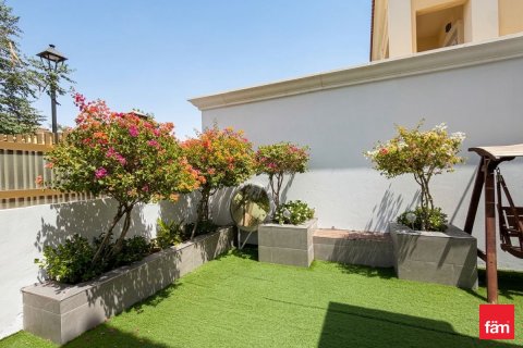 فيلا في دبي 3 غرف نوم, 329.6 م² رقم 113535 - صورة 2