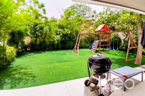 Villa en The Springs, Dubai, 3 dormitorios, 348.39 m², № 119799 - foto 16