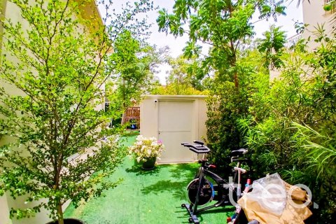 Villa en The Springs, Dubai, 3 dormitorios, 348.39 m², № 119799 - foto 2