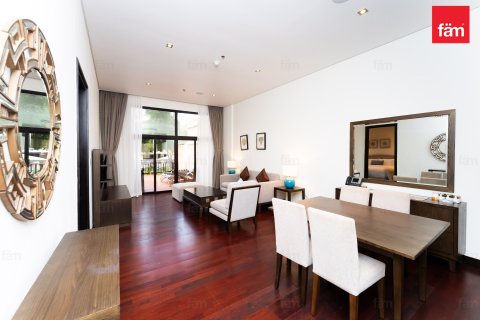 Apartamento en Palm Jumeirah, Dubai, 1 dormitorio, 138.8 m², № 89618 - foto 4