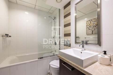 Apartment in Boulevard Central Towers, Downtown Dubai (Downtown Burj Dubai), Dubai 2 bedrooms, 118.82 sq.m. № 129799 - photo 9
