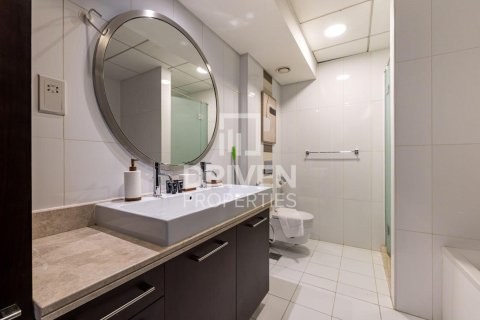 Apartment in Boulevard Central Towers, Downtown Dubai (Downtown Burj Dubai), Dubai 2 bedrooms, 118.82 sq.m. № 129799 - photo 8