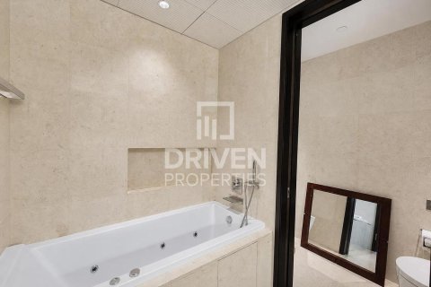 Apartamento en Downtown Dubai (Downtown Burj Dubai), Dubai, 2 dormitorios, 191.01 m², № 140273 - foto 24