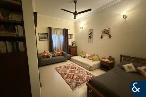 Villa in The Villa, Dubai 4 bedrooms, 626 sq.m. № 74409 - photo 9