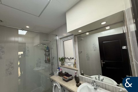 Villa in The Villa, Dubai 4 bedrooms, 626 sq.m. № 74409 - photo 7