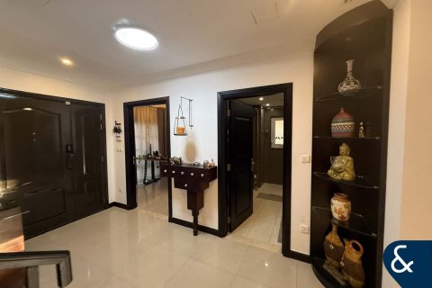 Villa in The Villa, Dubai 4 bedrooms, 626 sq.m. № 74409 - photo 6