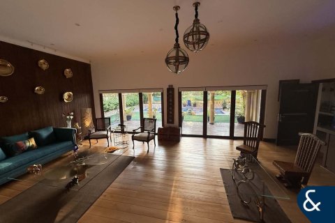 Villa in The Villa, Dubai 4 bedrooms, 626 sq.m. № 74409 - photo 2