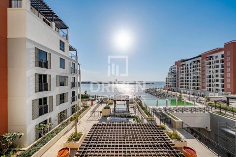 Appartement à La Mer, Jumeirah, Dubai, 2 chambres, 111 m², № 87581