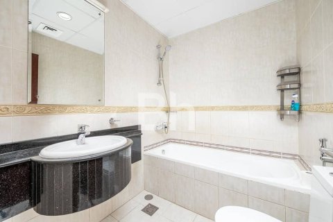 Apartment in Dubai Marina, Dubai 1 bedroom, 89 sq.m. № 56632 - photo 7