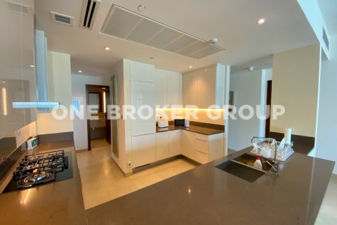 Apartment in Dubai Marina, Dubai 3 bedrooms, 185.1 sq.m. № 30505 - photo 8