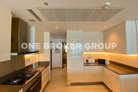 Apartment in Dubai Marina, Dubai 3 bedrooms, 185.1 sq.m. № 30505 - photo 10
