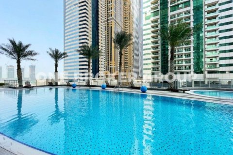 Apartment in Dubai Marina, Dubai 2 bedrooms, 116.9 sq.m. № 30503 - photo 21