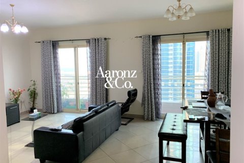Apartment in Jumeirah Lake Towers, Dubai 2 bedrooms, 135 sq.m. № 110628 - photo 15